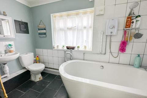 143 Kenmare Road, Bristol, BS4 1PH