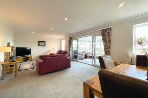 4 bedroom detached house for sale - Main Street, Barkston Ash, Tadcaster