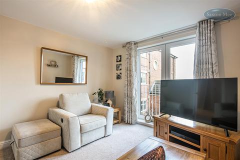 32 Bole Hill Close, Sheffield, S6 5ED