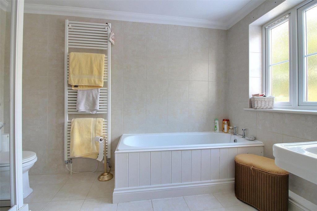 Ensuite