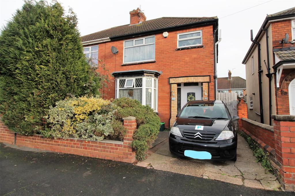 Campden Crescent, Cleethorpes, N.E.... 3 bed semidetached house £164,950