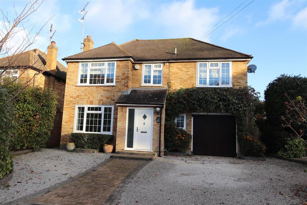 Worrin Close, Shenfield, Brentwood 4 bed detached house £1,000,000