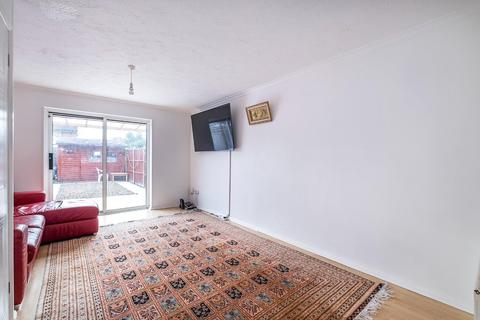10 Pemberley Close, West Ewell, Epsom, KT19 9LW