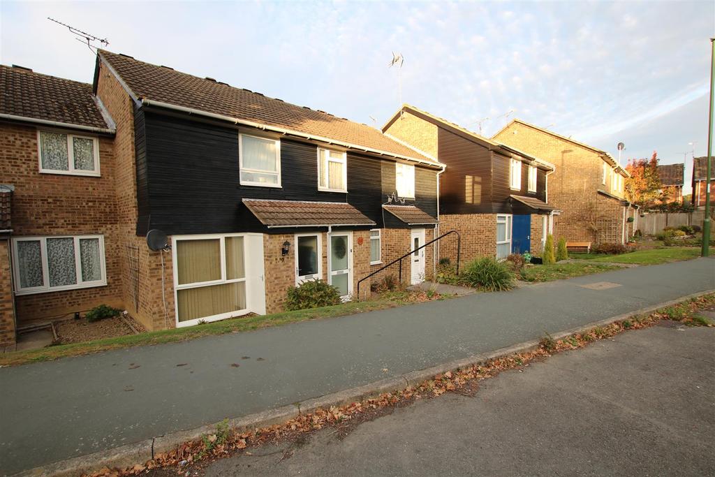 Drake Close, Horsham 2 bed house £1,125 pcm (£260 pw)