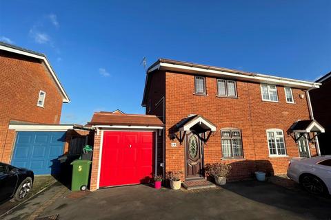 5 Barbrook Drive, Brierley Hill, DY5 3PZ