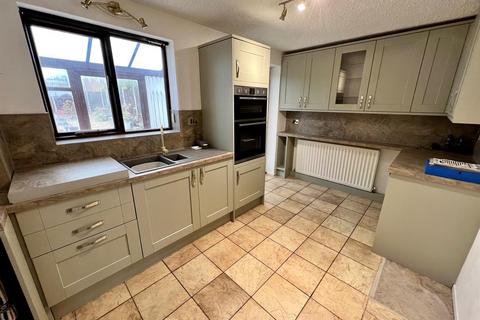 5 Barbrook Drive, Brierley Hill, DY5 3PZ