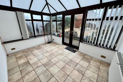 5 Barbrook Drive, Brierley Hill, DY5 3PZ