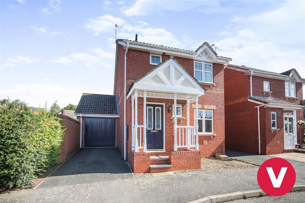 Marchwood Close, Redditch 3 bed link detached house for sale £285,000
