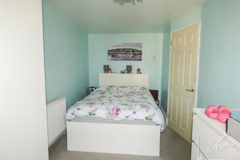 156b Milton Road, Gravesend, DA12 2RG