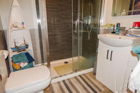 156b Milton Road, Gravesend, DA12 2RG