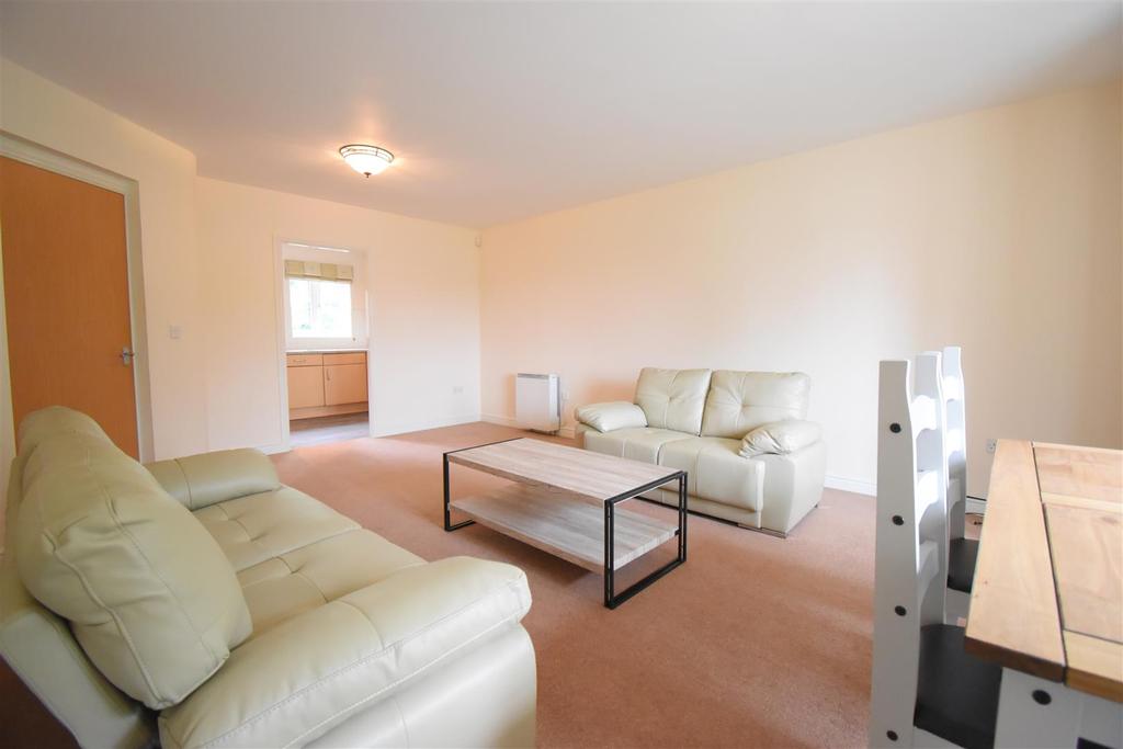 Selly Park, B29 7NY 2 bed apartment - £930 pcm (£215 pw)