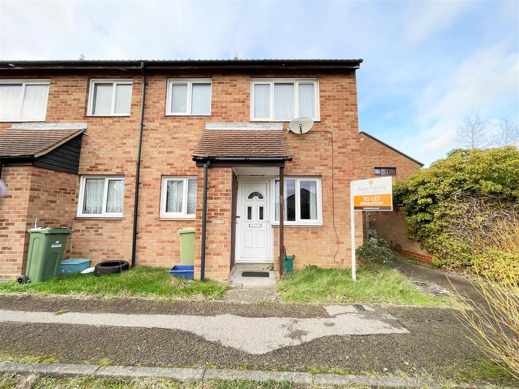 Clay Hill, Two Mile Ash, Milton Keynes 1 bed end of terrace house £
