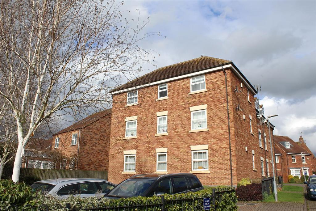 Finkle Court, Market Weighton, York 2 bed apartment for sale £115,000