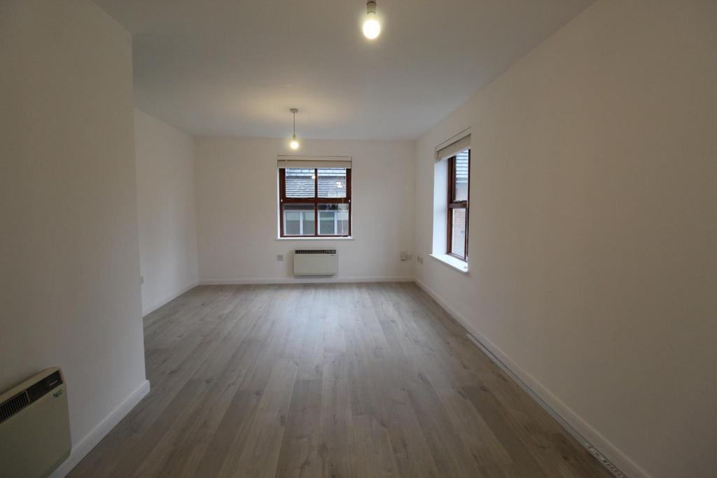Whitehorse Street, Baldock 1 bed apartment £795 pcm (£183 pw)