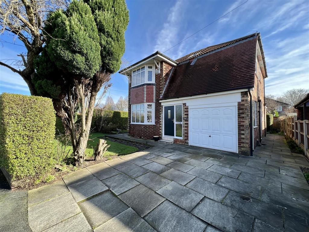Greenhill Road, Timperley, Altrincham 4 bed detached house for sale £