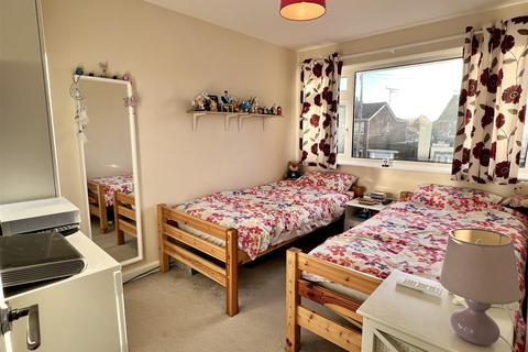 8 Croft Close, Market Weighton, York, YO43 3JU