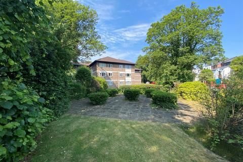 2 bedroom flat for sale - Maritime Court, Harboro Road, Sale