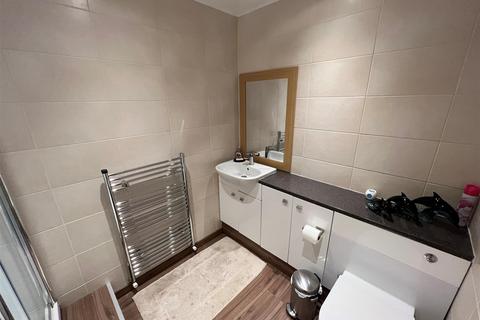2 bedroom flat for sale - Maritime Court, Harboro Road, Sale