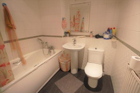 49 Warrior Close, London, SE28 0NL