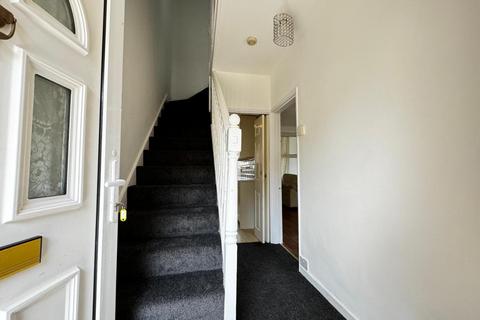 3 bedroom terraced house to rent, Moorside Road, Bromley