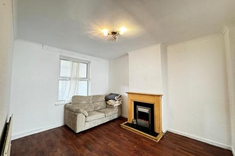 3 bedroom terraced house to rent, Moorside Road, Bromley