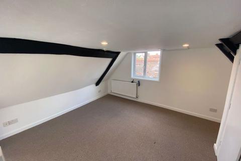 Studio to rent - The Hornet, Chichester