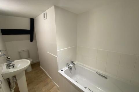 Studio to rent - The Hornet, Chichester