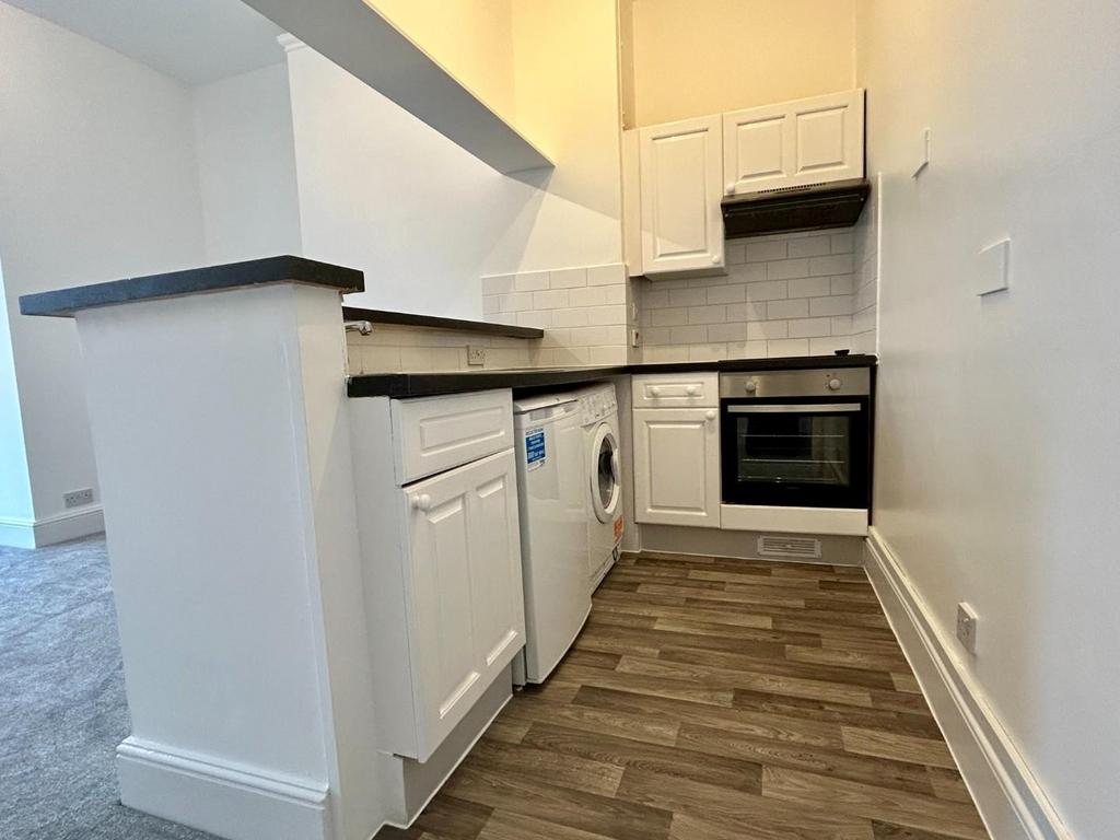 Kitchen 2024.jpg