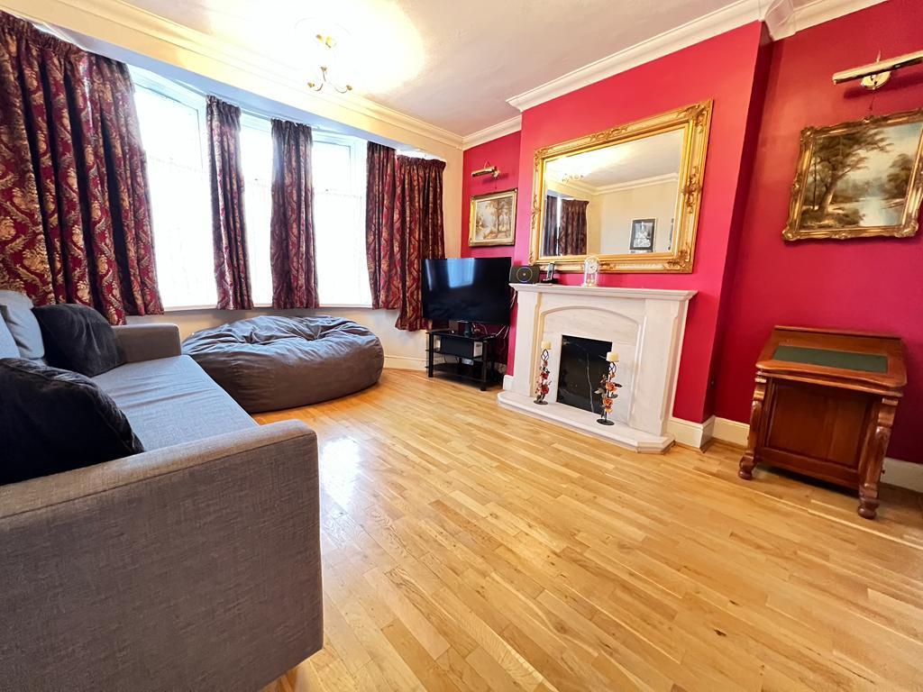 Upney Lane, Barking 5 bed house £825,000