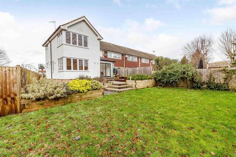 25 Fairfield, Ingatestone, CM4 9ER