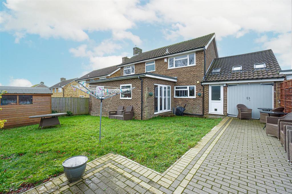 Hillside Road, Hastings 4 bed detached house £500,000