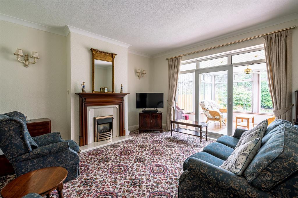 Muncastergate, York, YO31 9JX 4 bed semidetached house £500,000