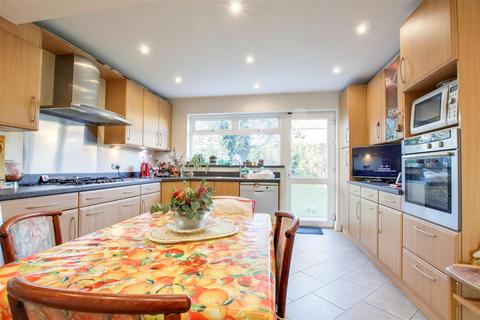 3 bedroom semi-detached house for sale - Southfield Road, Enfield