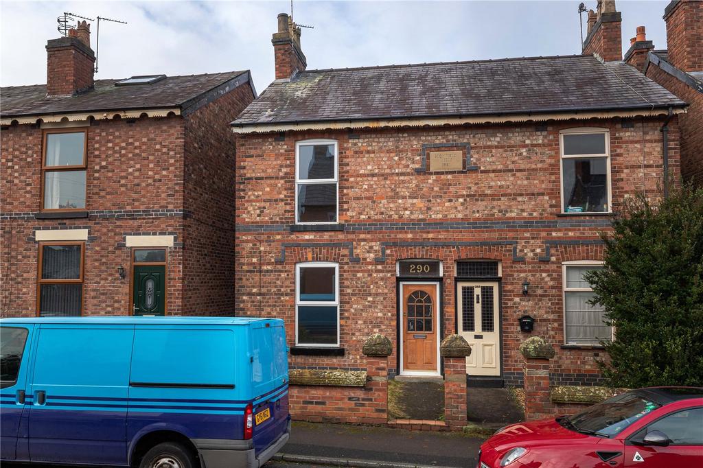 Peter Street, Macclesfield, Cheshire, SK11 2 bed terraced house £825
