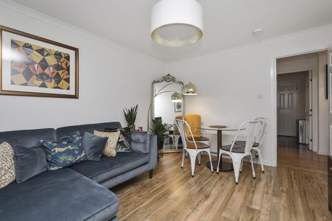 11/5 Springfield Street, Edinburgh, EH6 5EF