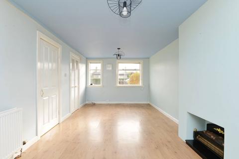72 Captains Road, Edinburgh, EH17 8HN