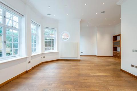 undefined, Bracknell Gardens, Hampstead, NW3