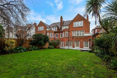 undefined, Bracknell Gardens, Hampstead, NW3