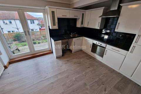 3 bedroom semi-detached house to rent, Ennerdale Drive, Crook