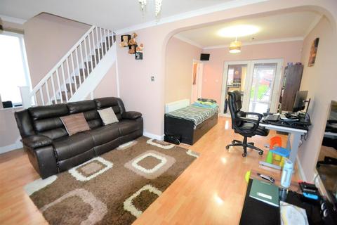 81 Hounslow Road, Feltham, TW14 0BB