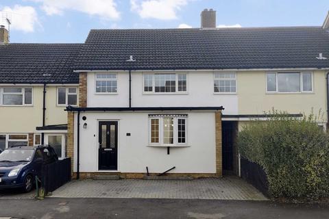6 Peartree Road, Hemel Hempstead, HP1 3QN