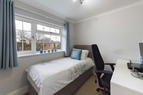 6 Peartree Road, Hemel Hempstead, HP1 3QN
