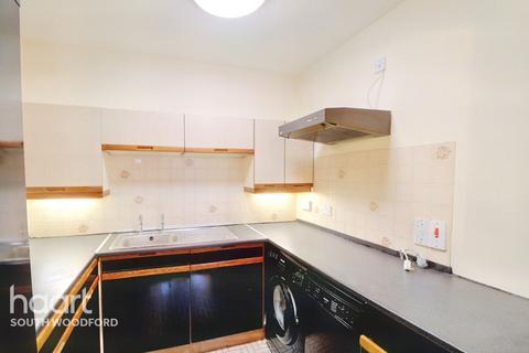 1 bedroom flat for sale, Glebelands Avenue, LONDON