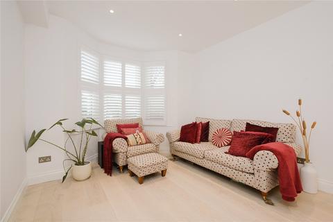 14 Gordon Road, Kingston Upon Thames, KT2 6BS