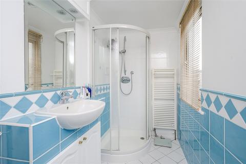 14 Gordon Road, Kingston Upon Thames, KT2 6BS