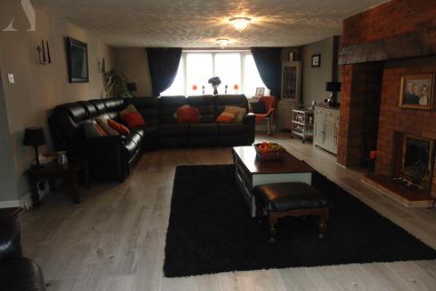 28 Ryeclose Croft, Chelmsley Wood, Birmingham, B37 6UB