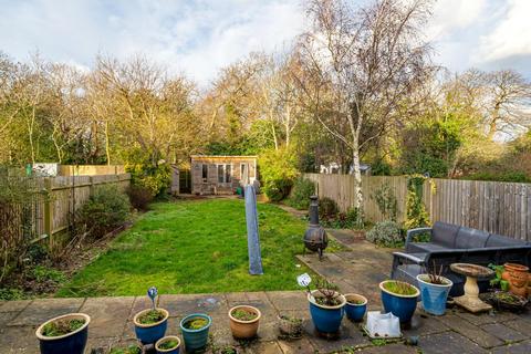 42 Pine Avenue, West Wickham, BR4 0LW