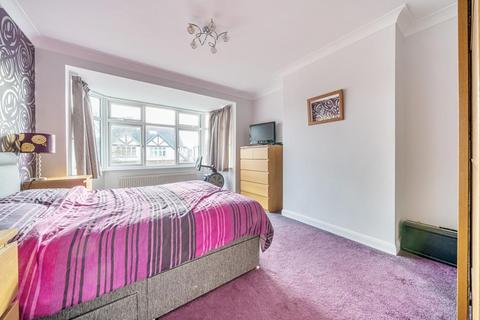 42 Pine Avenue, West Wickham, BR4 0LW
