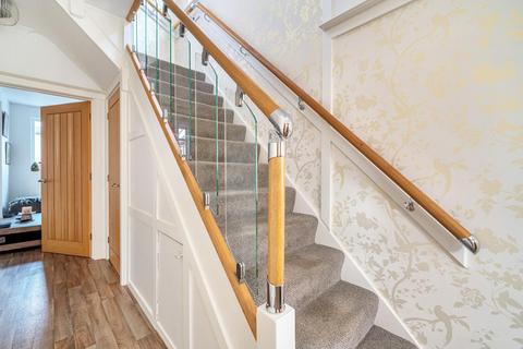 42 Pine Avenue, West Wickham, BR4 0LW