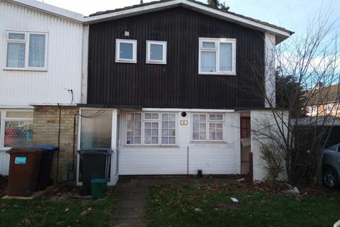 4 bedroom house to rent - Briars Close, Hatfield